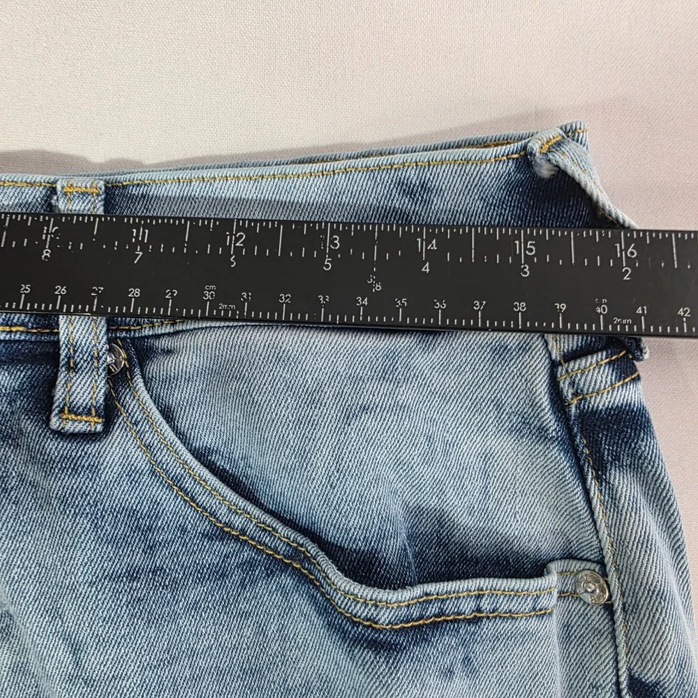 True Religion Geno Relaxed Slim Jeans Mens 31x31 Light Wash Blue Denim